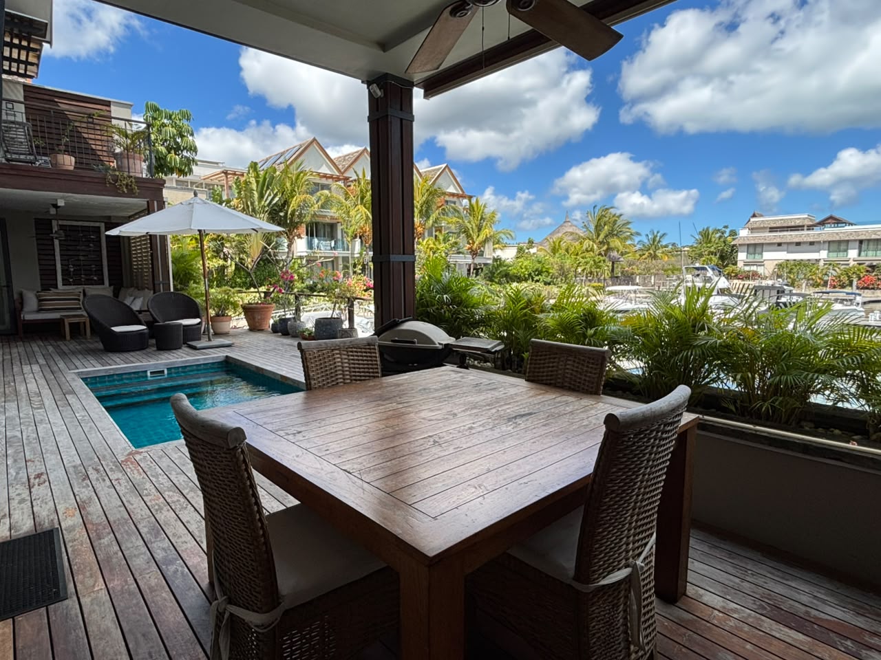Luxury villa for rent in West Mauritius