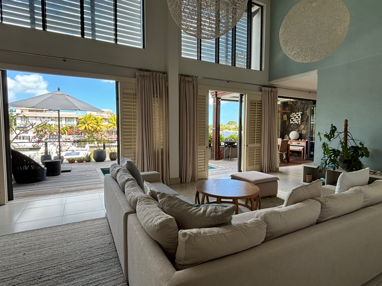 Exceptional Marina Residence – Luxury Waterfront Living in Black River — image 7