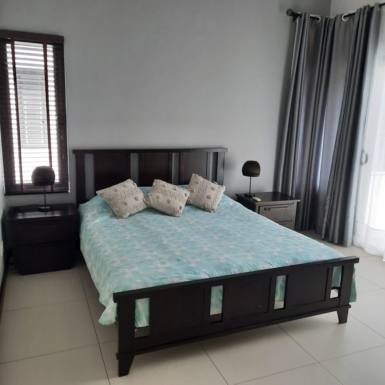 Modern Home for rent in Black River — image 10