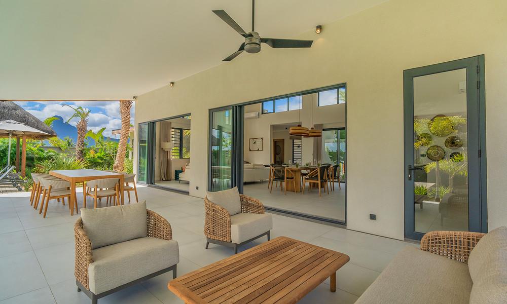 Luxury 3-Bedroom Villa with Private Heated Pool – West Coast, Mauritius — image 5