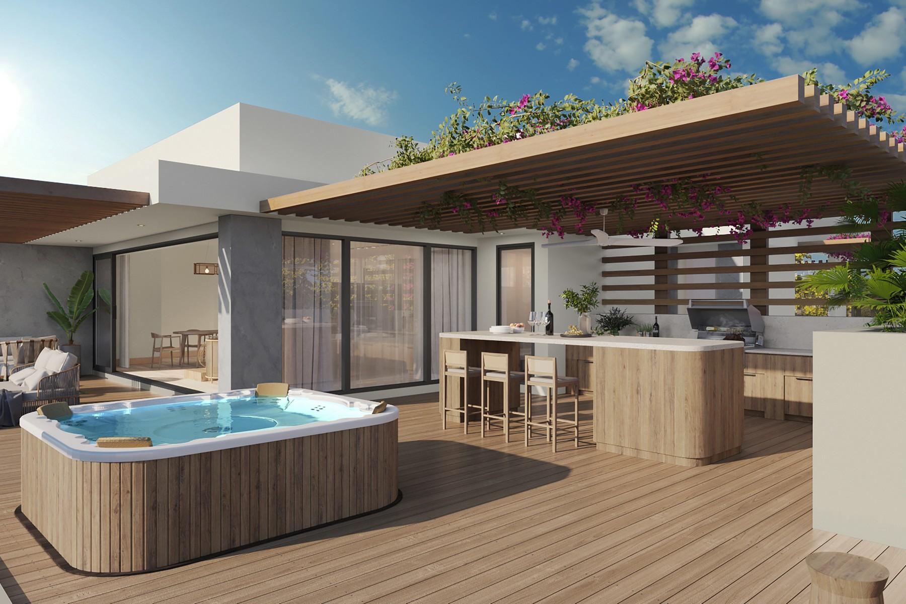 Luxurious Beachfront Penthouse for Sale — image 2