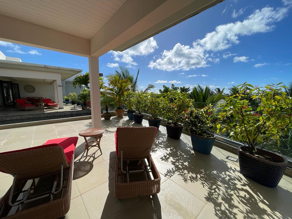 4-Bedroom East Coast Penthouse in Mauritius — image 11
