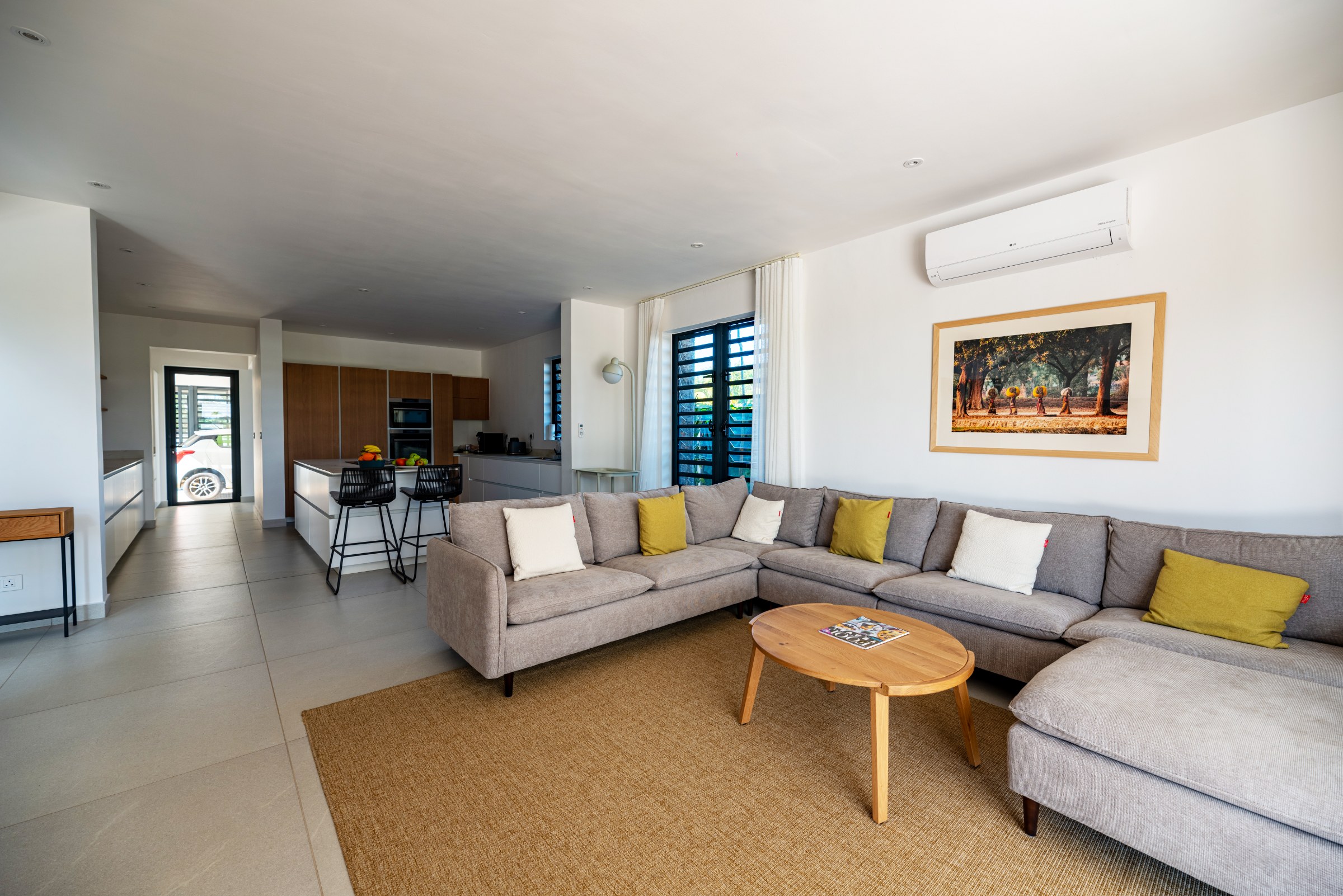 Luxury 4-Bedroom Villa East Coast Mauritius — image 8