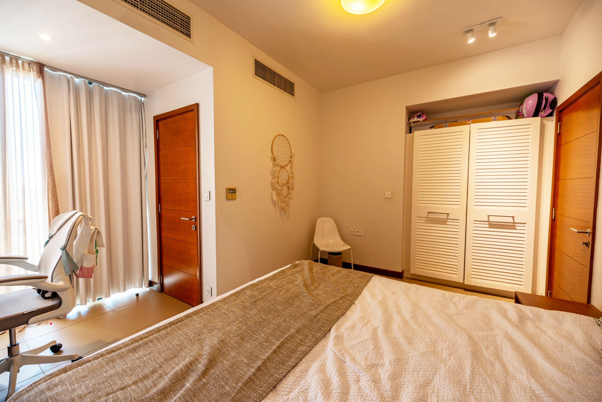 3-Bedroom Townhouse For Sale — image 12