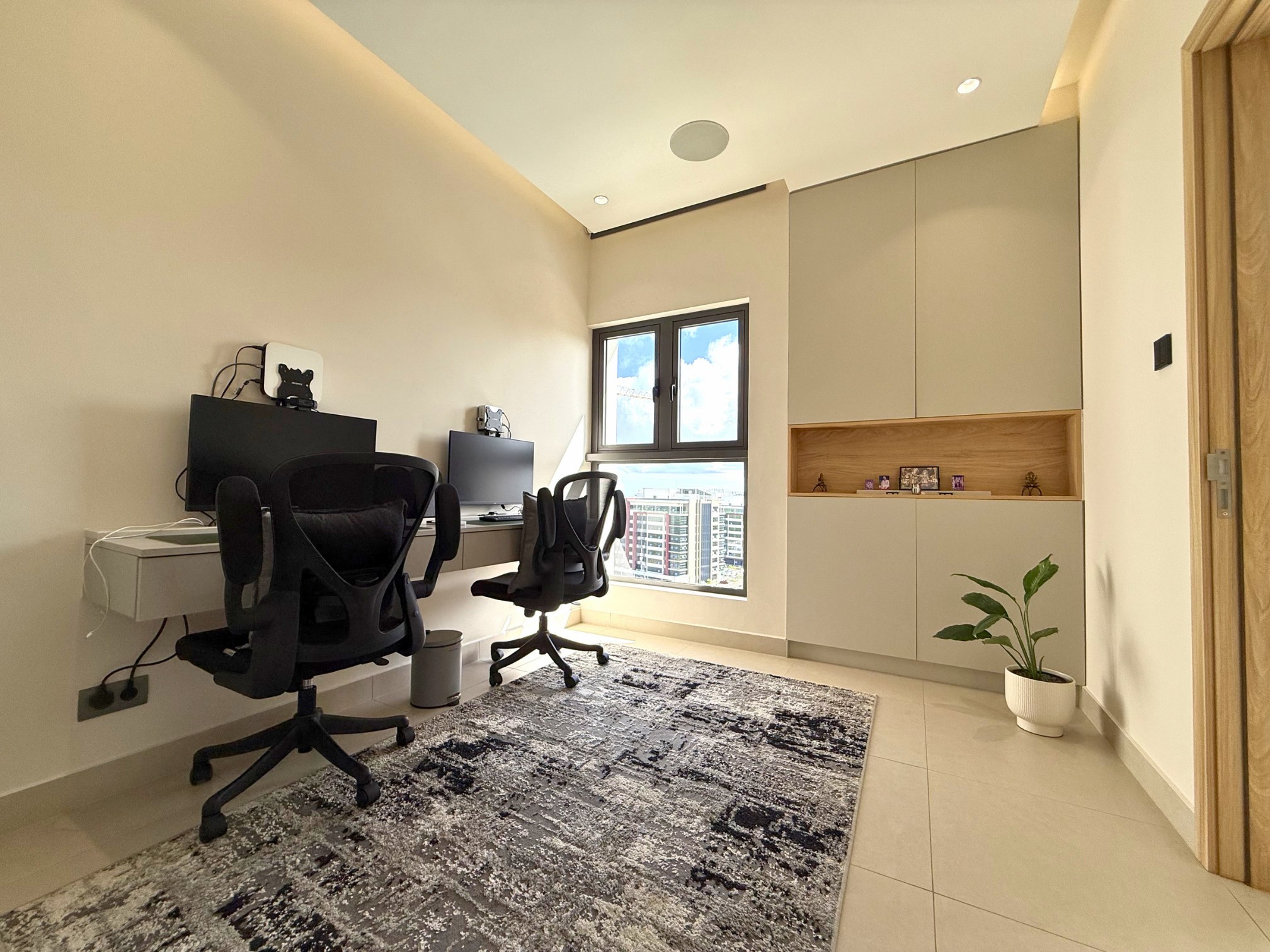 Modern 2-Bedroom Apartment With Mountain Views For Sale in Moka — image 12