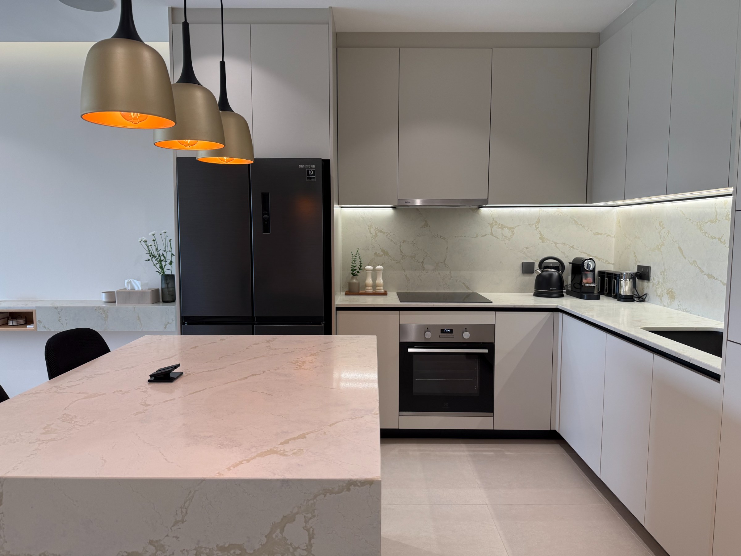 Modern 2-Bedroom Apartment With Mountain Views For Sale in Moka — image 5
