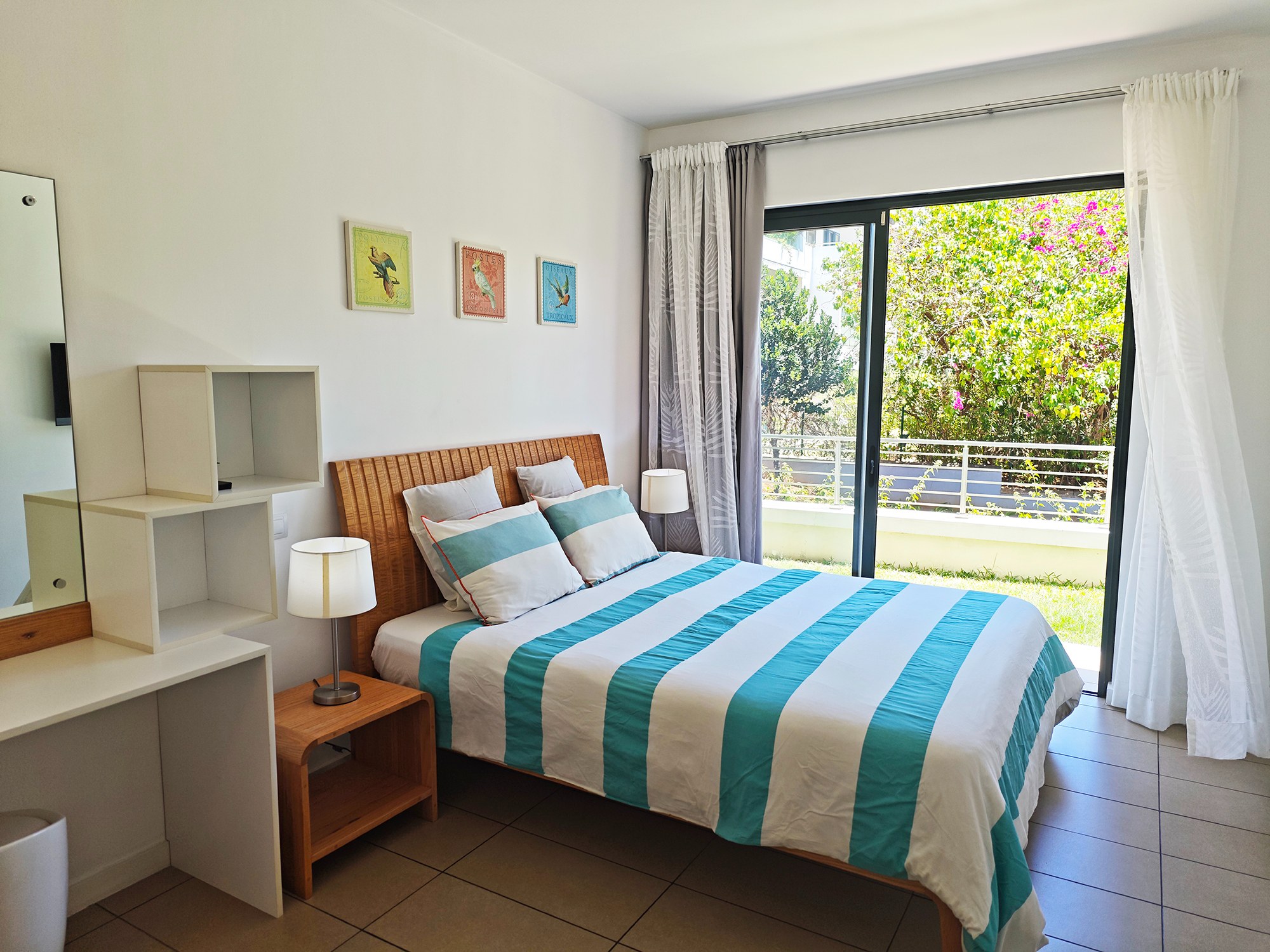 3-Bedroom Ground Floor Apartment with Private Garden — image 8