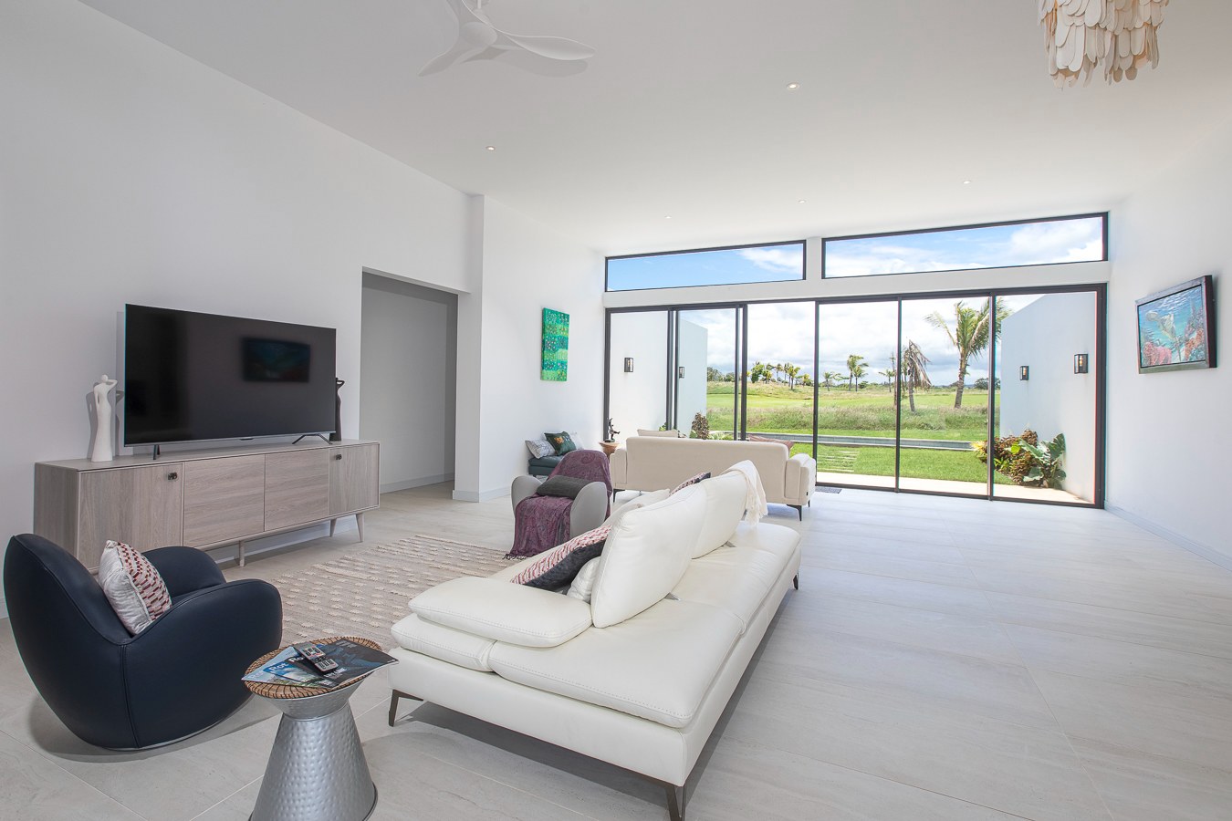 Luxury 4-Bedroom Villa on The Nine Golf Course — image 9