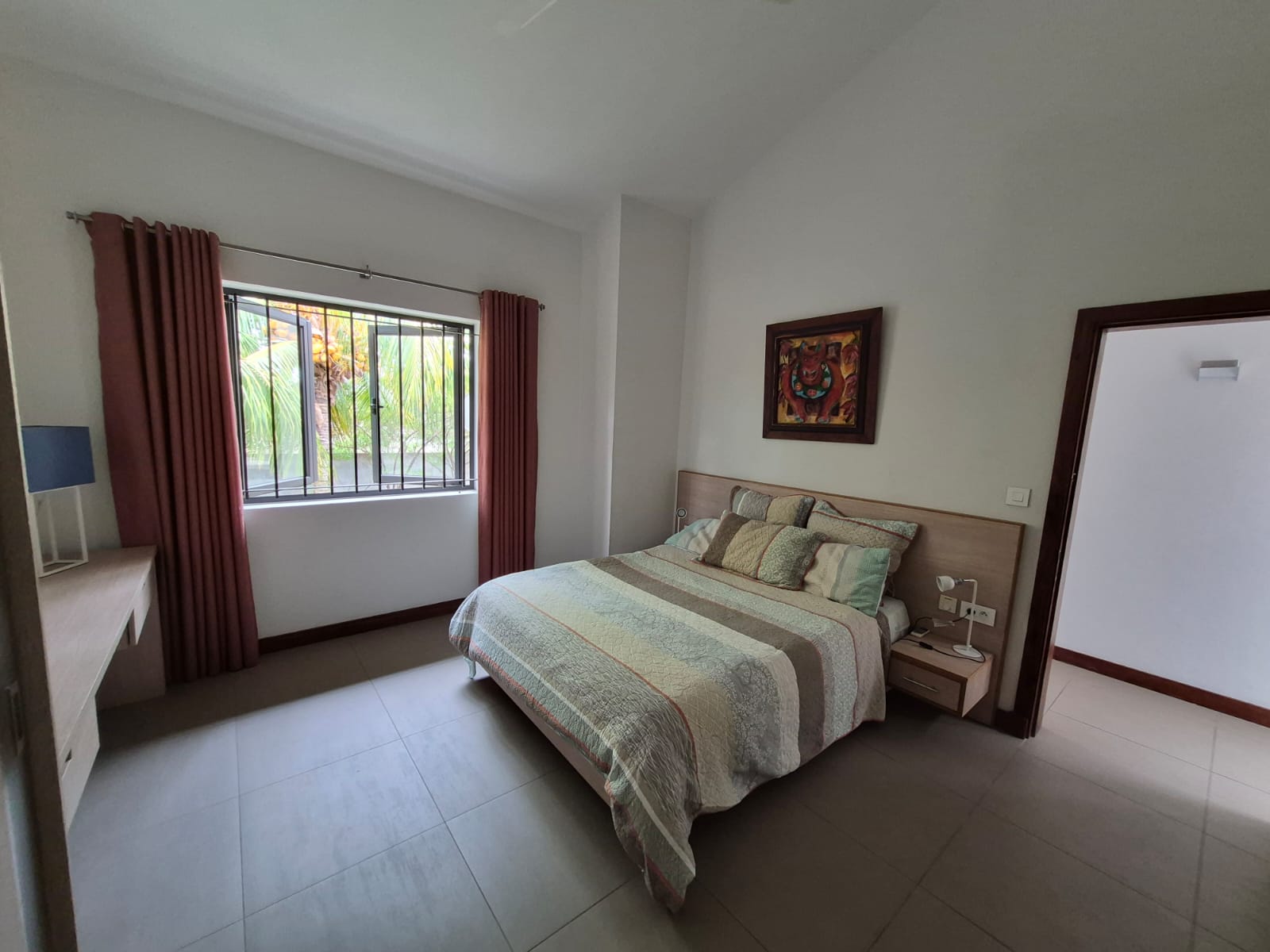 Beautiful family villa in Tamarin — image 15
