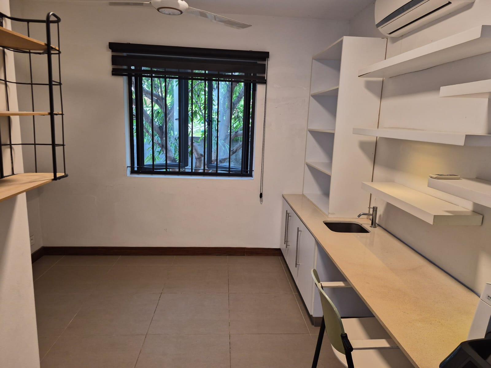 Beautiful family villa in Tamarin — image 16