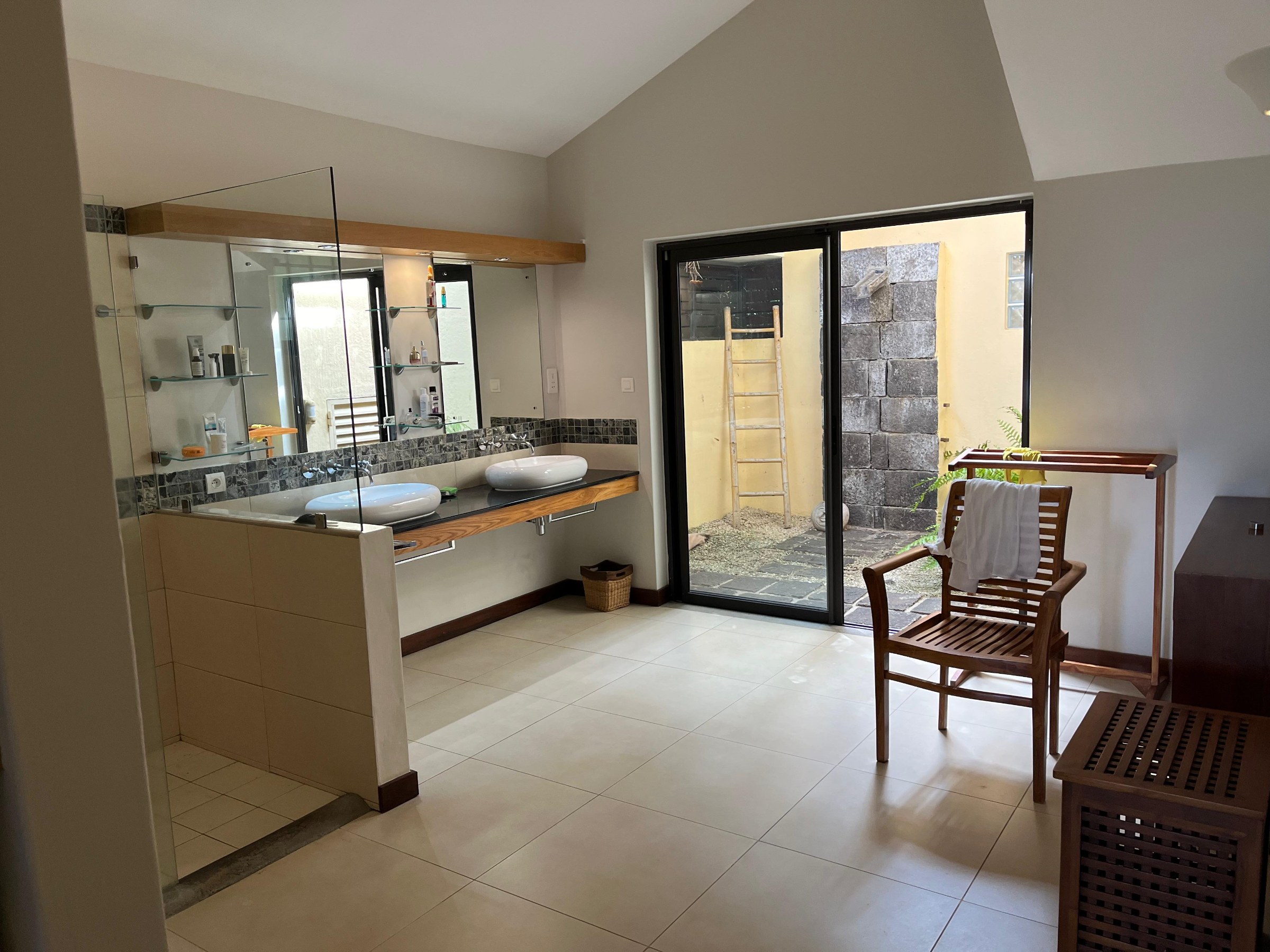 Villa for rent in Tamarin — image 4