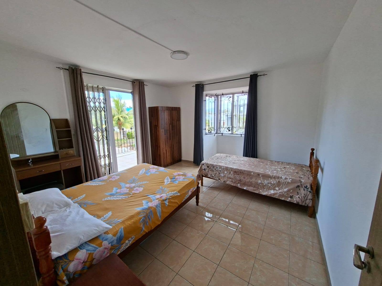 3-bedroom House With Swimming Pool in Flic en Flac — image 11