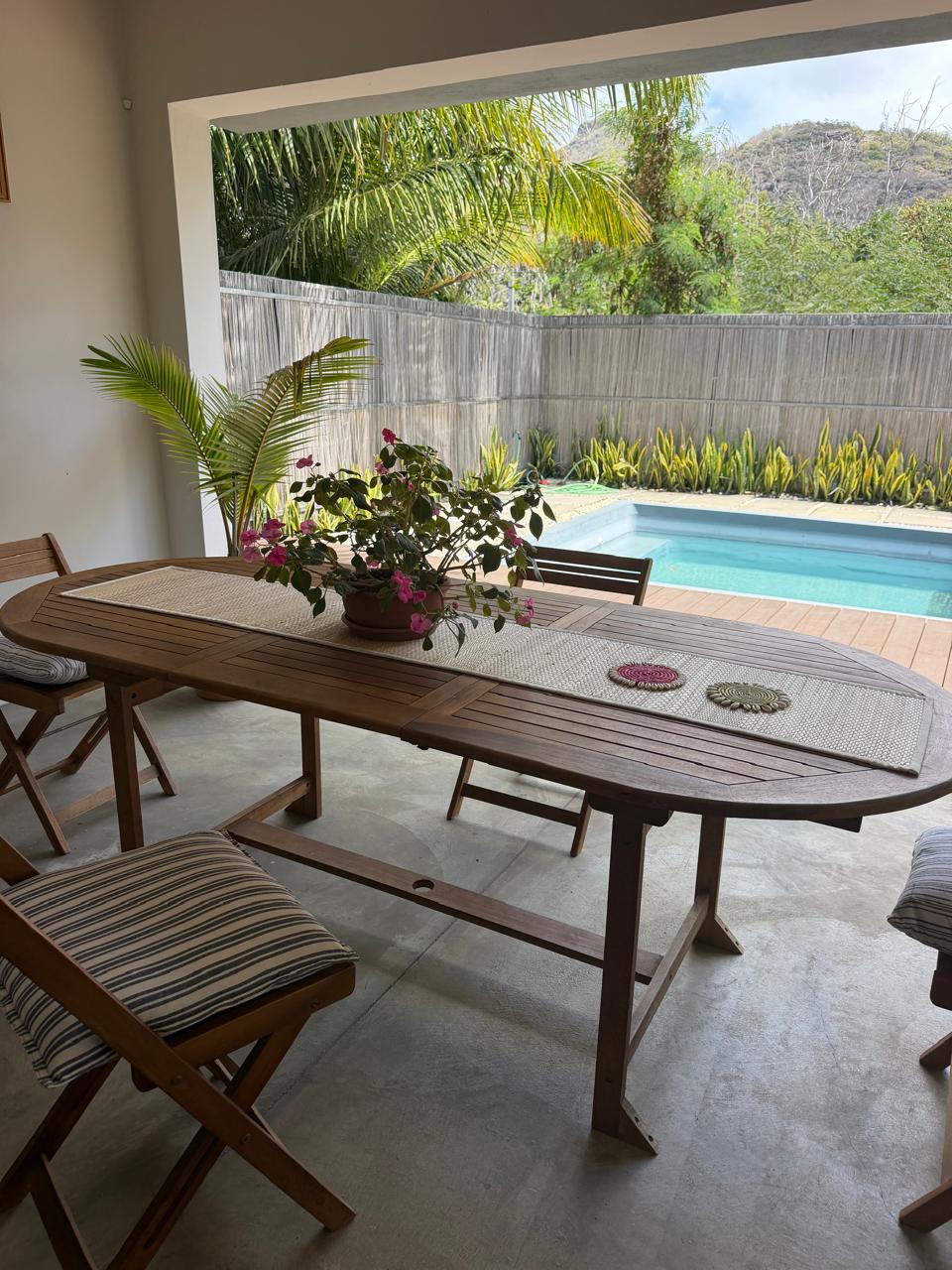 Stylish 4-Bedroom Home with Garden and Pool in Central Black River — image 8