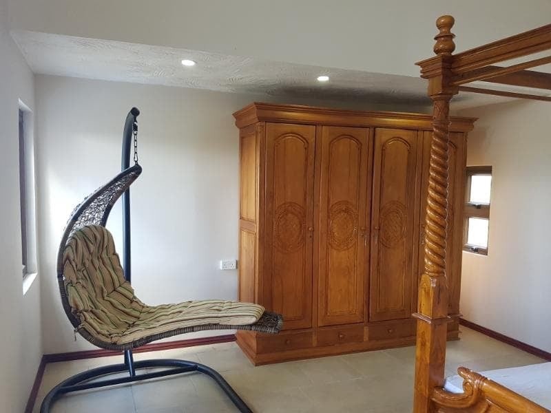 Luxury villa for sale in the East — image 7