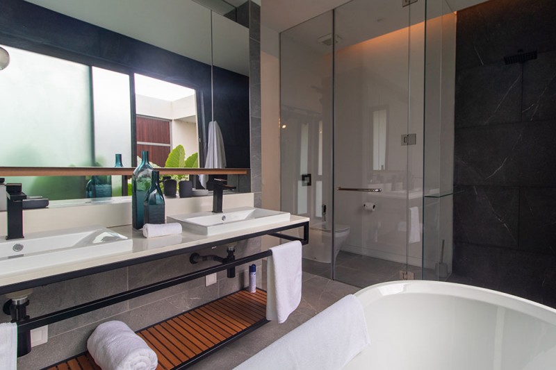 Exceptional Villa For Sale — image 1
